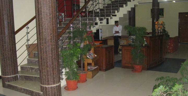 Treebo Trend Mussoorie Club Hotel เดห์ราดุน ภายนอก รูปภาพ