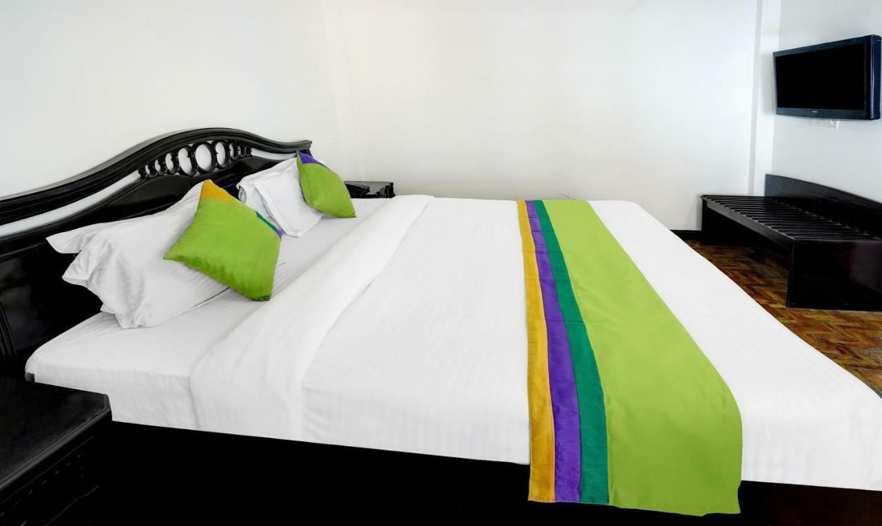 Treebo Trend Mussoorie Club Hotel เดห์ราดุน ภายนอก รูปภาพ