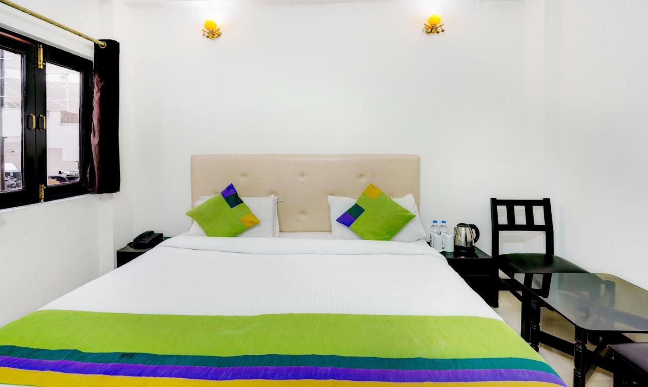 Treebo Trend Mussoorie Club Hotel เดห์ราดุน ภายนอก รูปภาพ